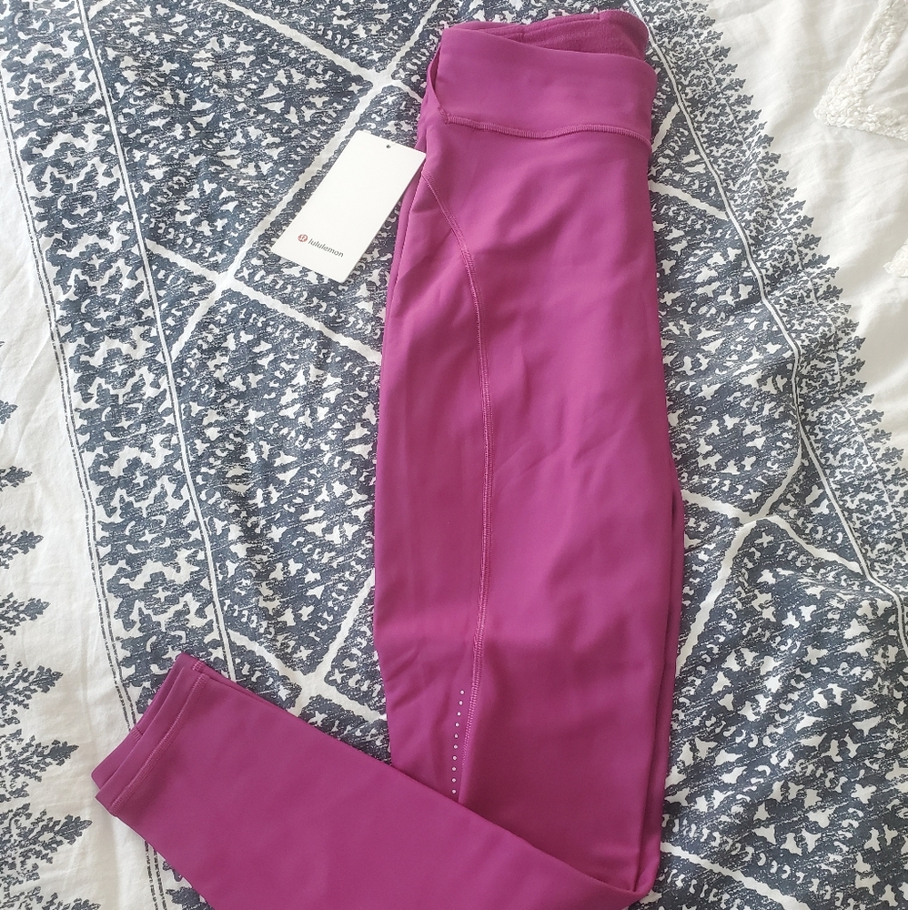 Lululemon Chase the chill Leggings